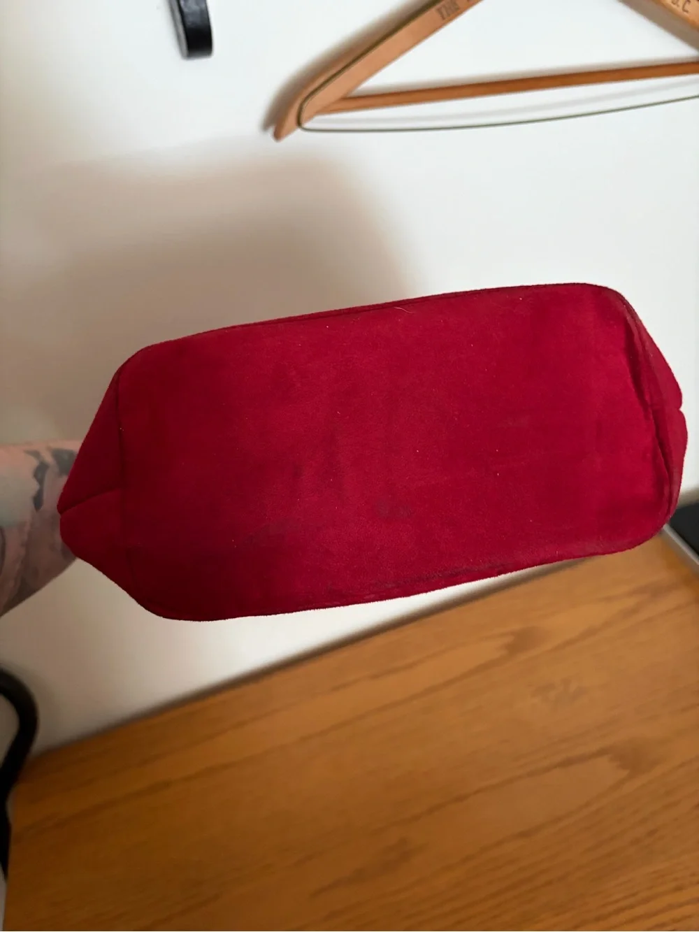 Red Quilted Velvet Pom Pom Dot Tote Bag - Y2K Bath & Body Works